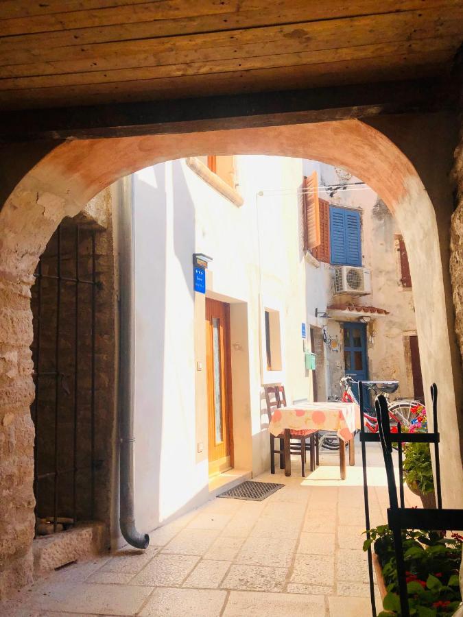 Istrian Stone House In The Heart Of The Beautiful Fishing Village Fazana - Only Few Steps From The Sea And The Wonderful Beach - Incl Plasma-Quad-Plus-Filter Against C O V I D Bagian luar foto
